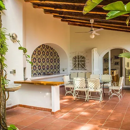 Villa Abelarda ベッド・アンド・ブレックファスト イスキア島