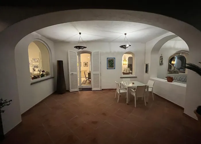 Abelarda Bed & Breakfast 4*